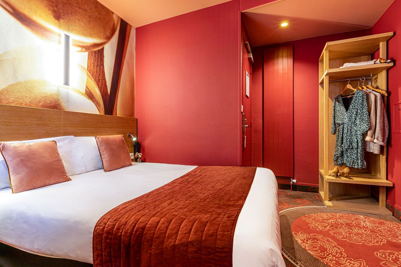 Hotel-Ariane-Montparnasse-by-Patrick-Hayat-Room-7