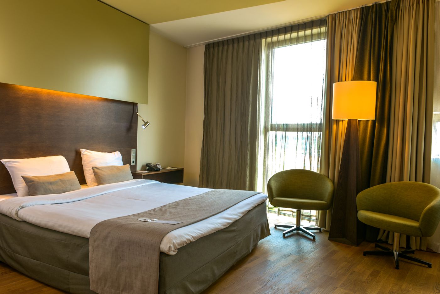 Dutch-Design-Hotel-Artemis-Room-27