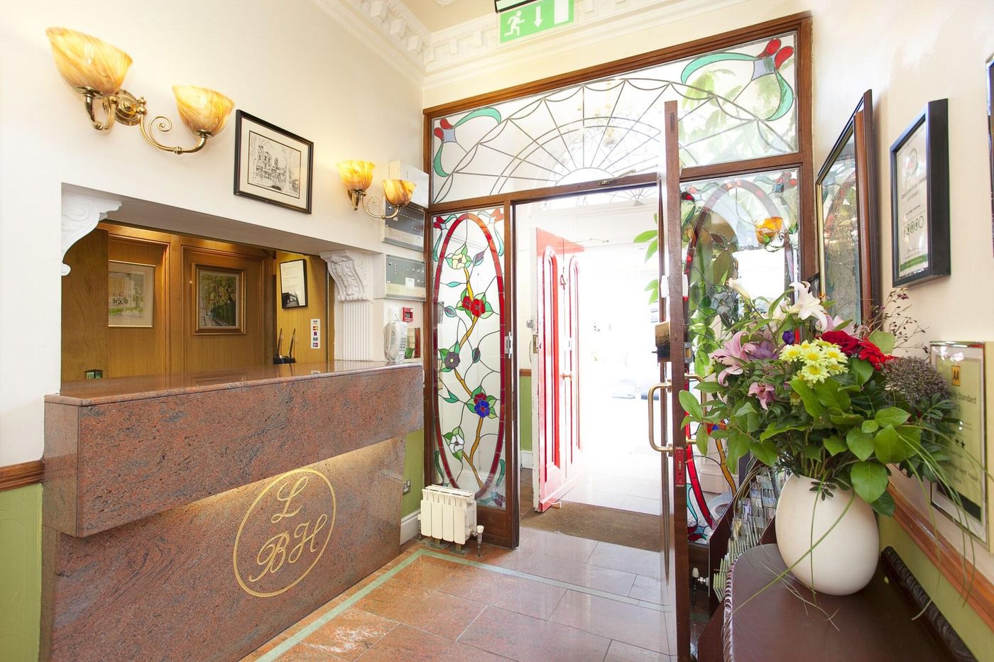 Leeson Bridge Guesthouse-Ireland-DUBLIN-Lobby-10