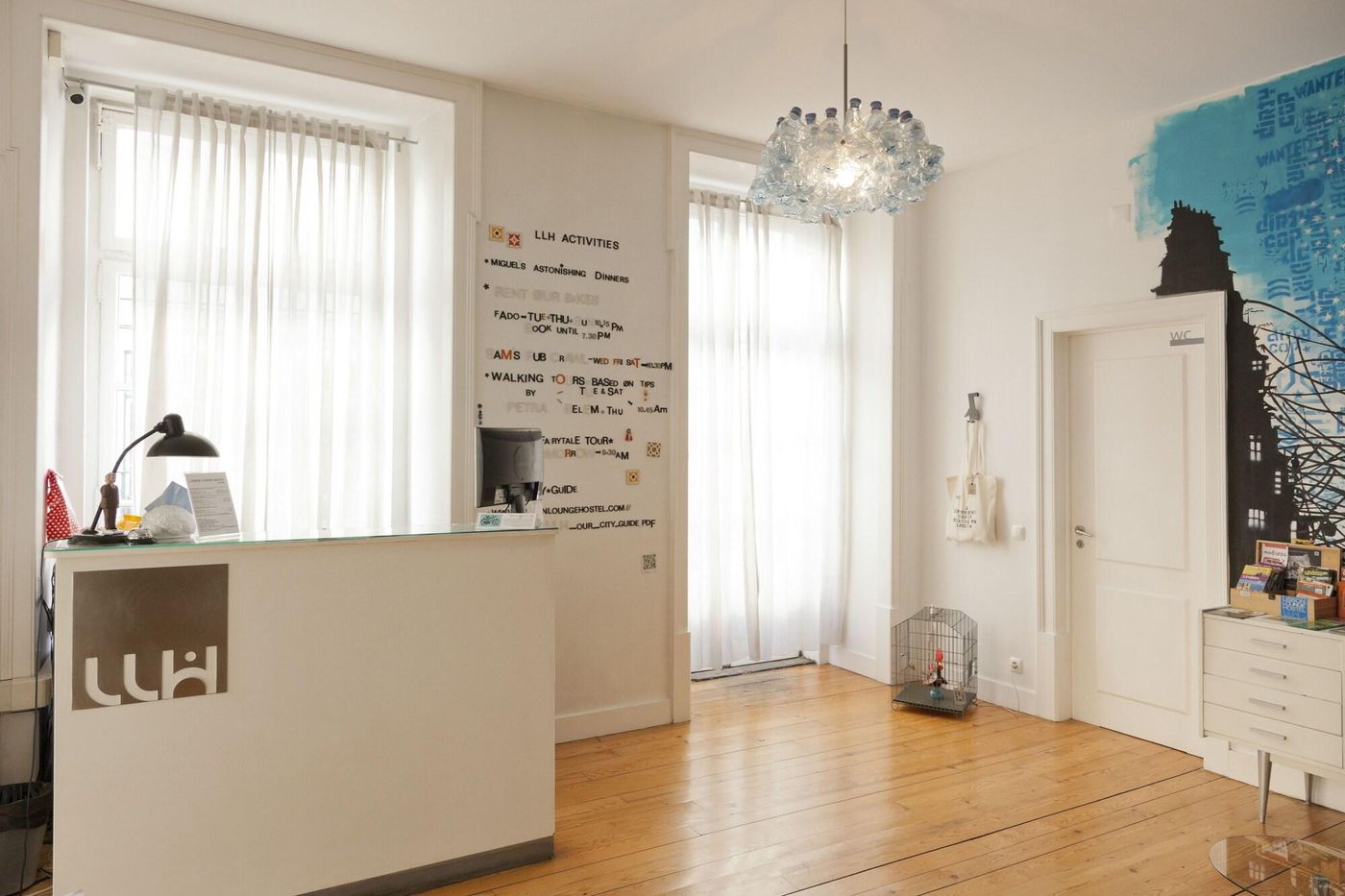 Lisbon Lounge Hostel-Portugal-Lisboa-Lobby-3