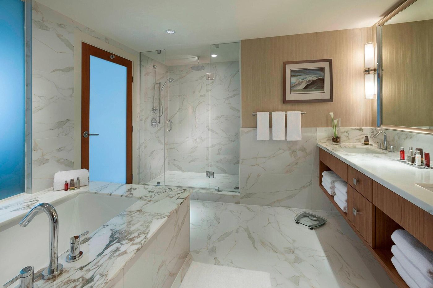 Vancouver-Marriott-Pinnacle-Downtown-Room-40