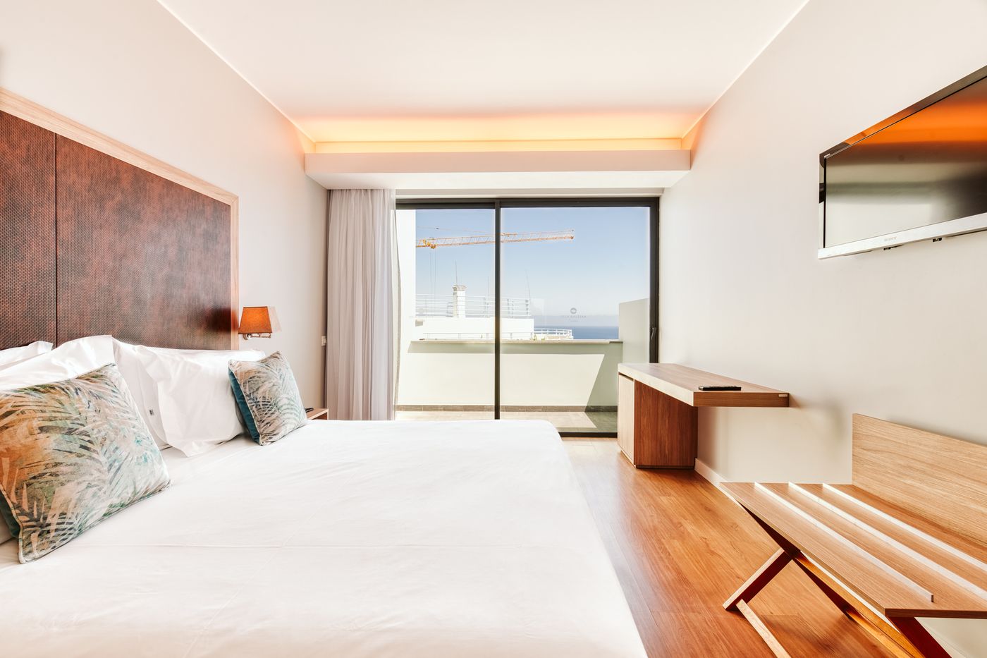 Vila-Baleira-Funchal-Room-11