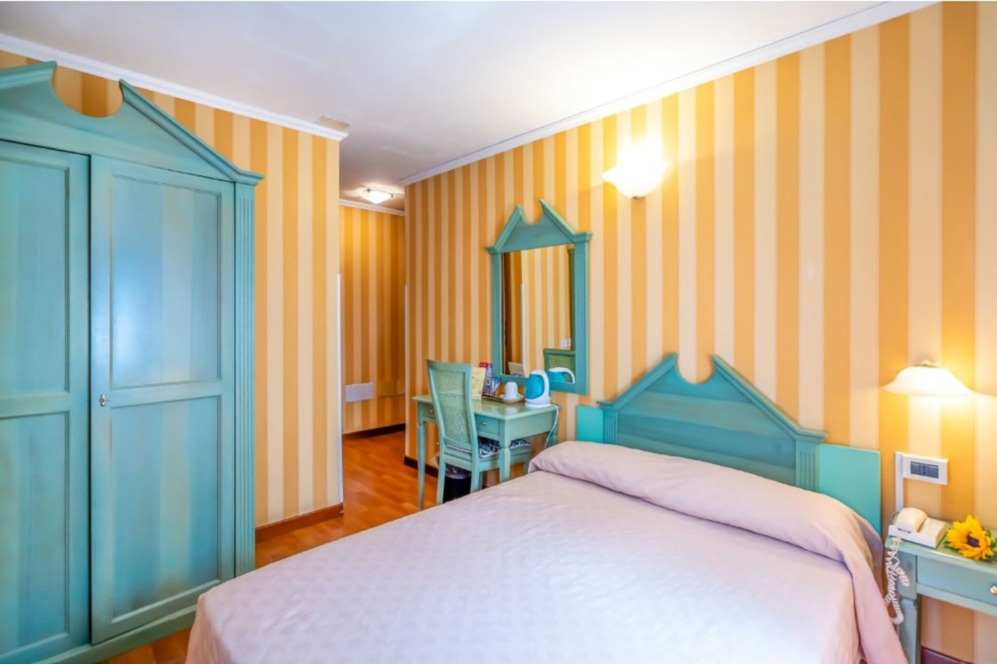 Tintoretto-Hotel-Room-11