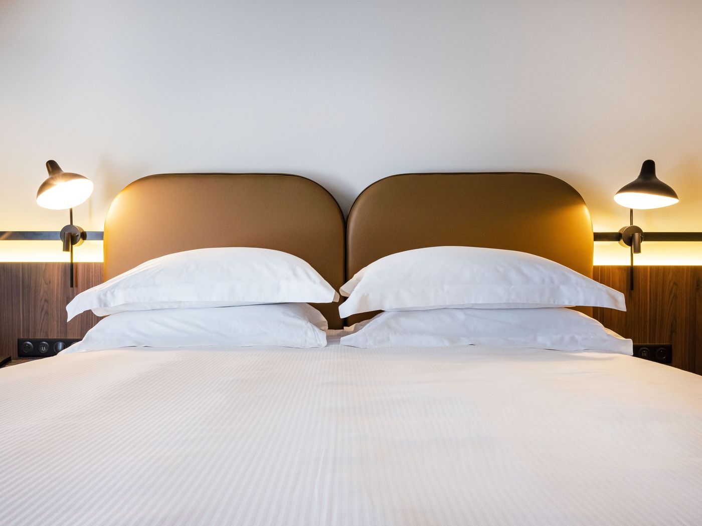 Crowne-Plaza-Nice-Grand-Arenas-Room-22