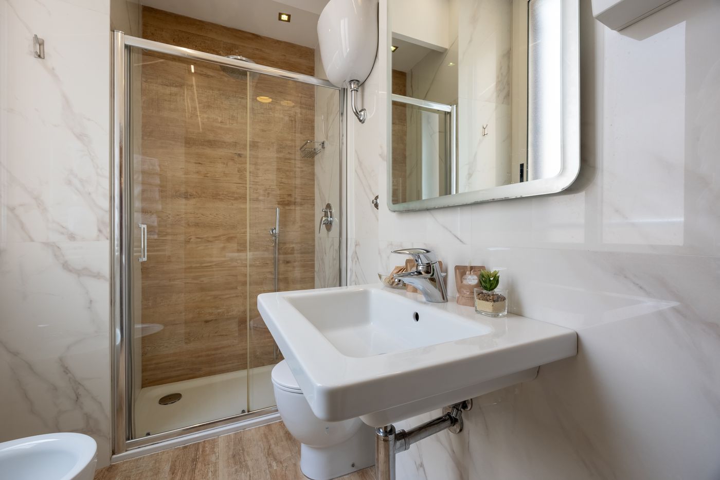 Palladium-Palace-Room-42