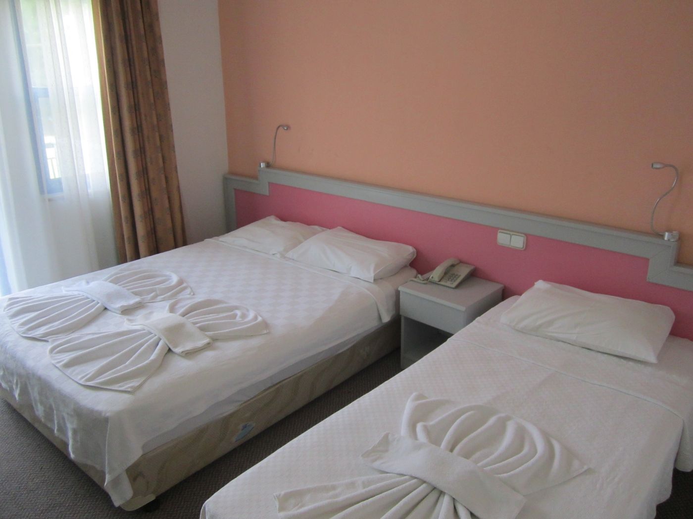 Aymes-Hotel-Room-10