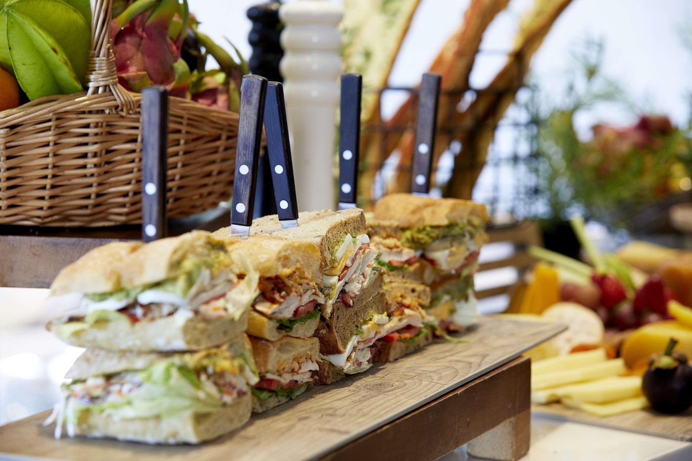 Media-One-Hotel-Restaurant-46