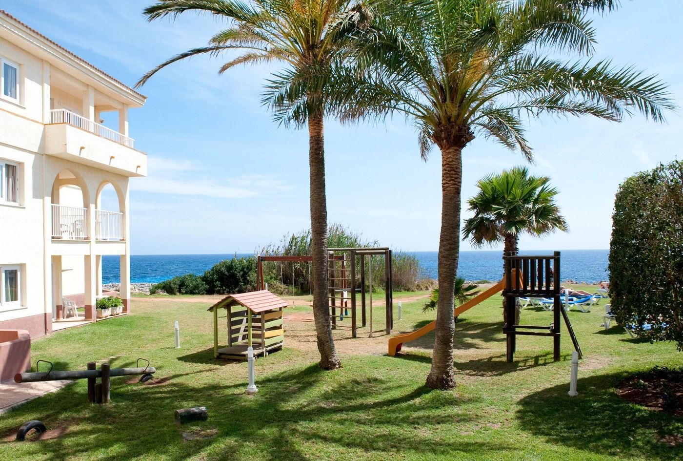 Grupotel-Tamariscos-Terrace-34