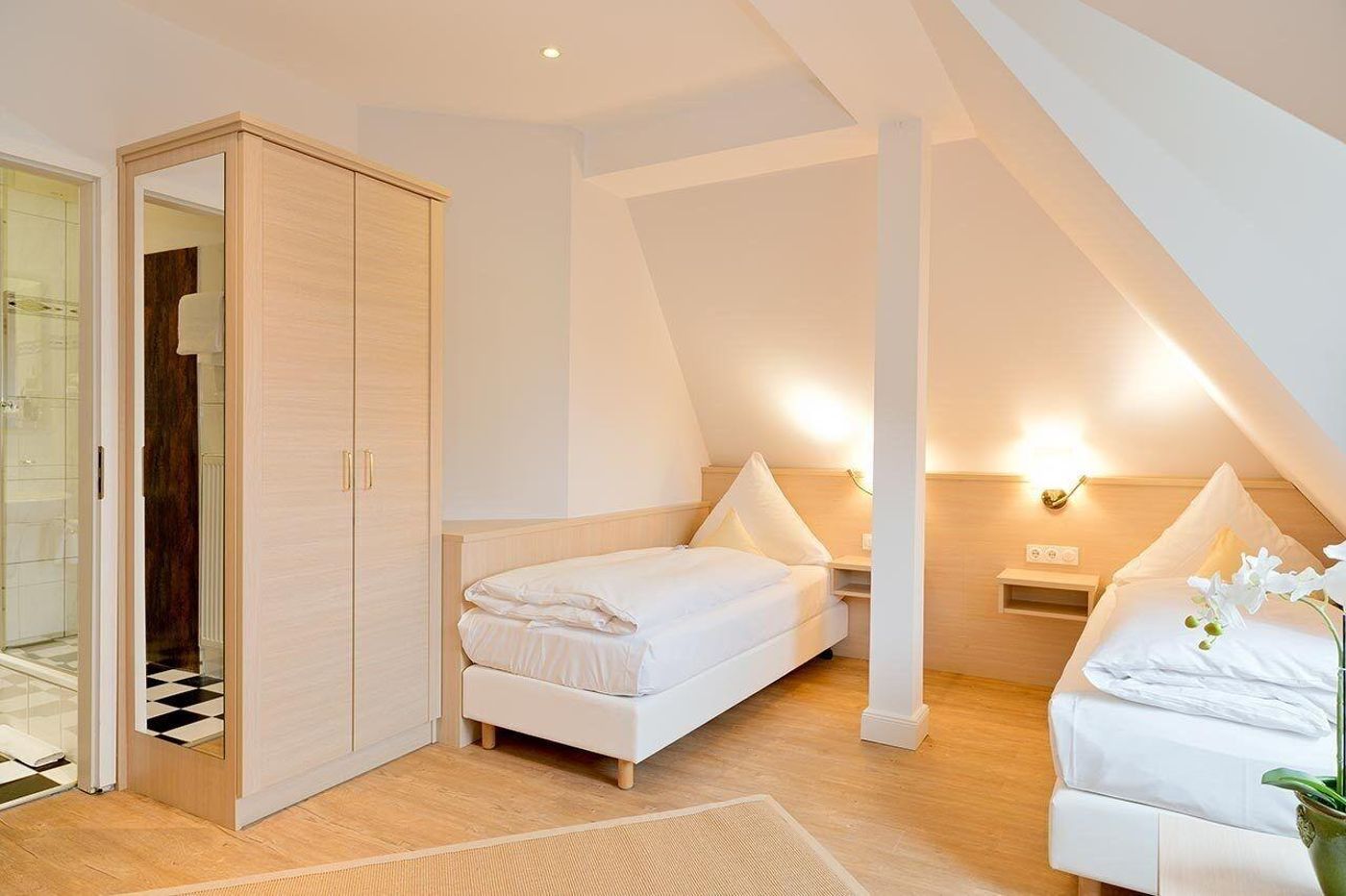 Hotel-Villa-Monte-Vino-Room-25