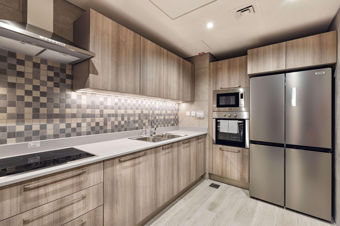 DoubleTree-by-Hilton-Doha-Downtown-Room-9