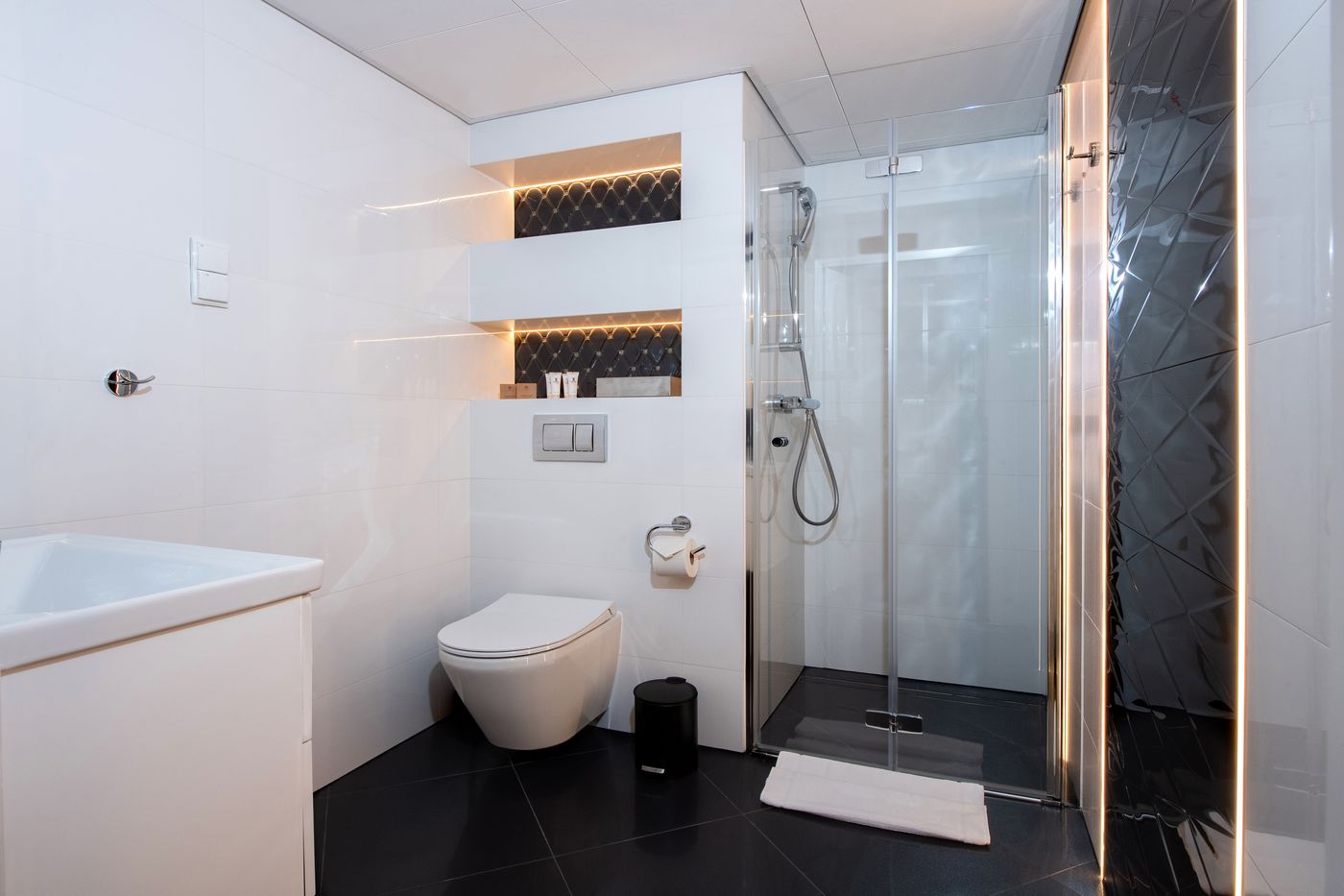 Xerion-Hotel-Room-55