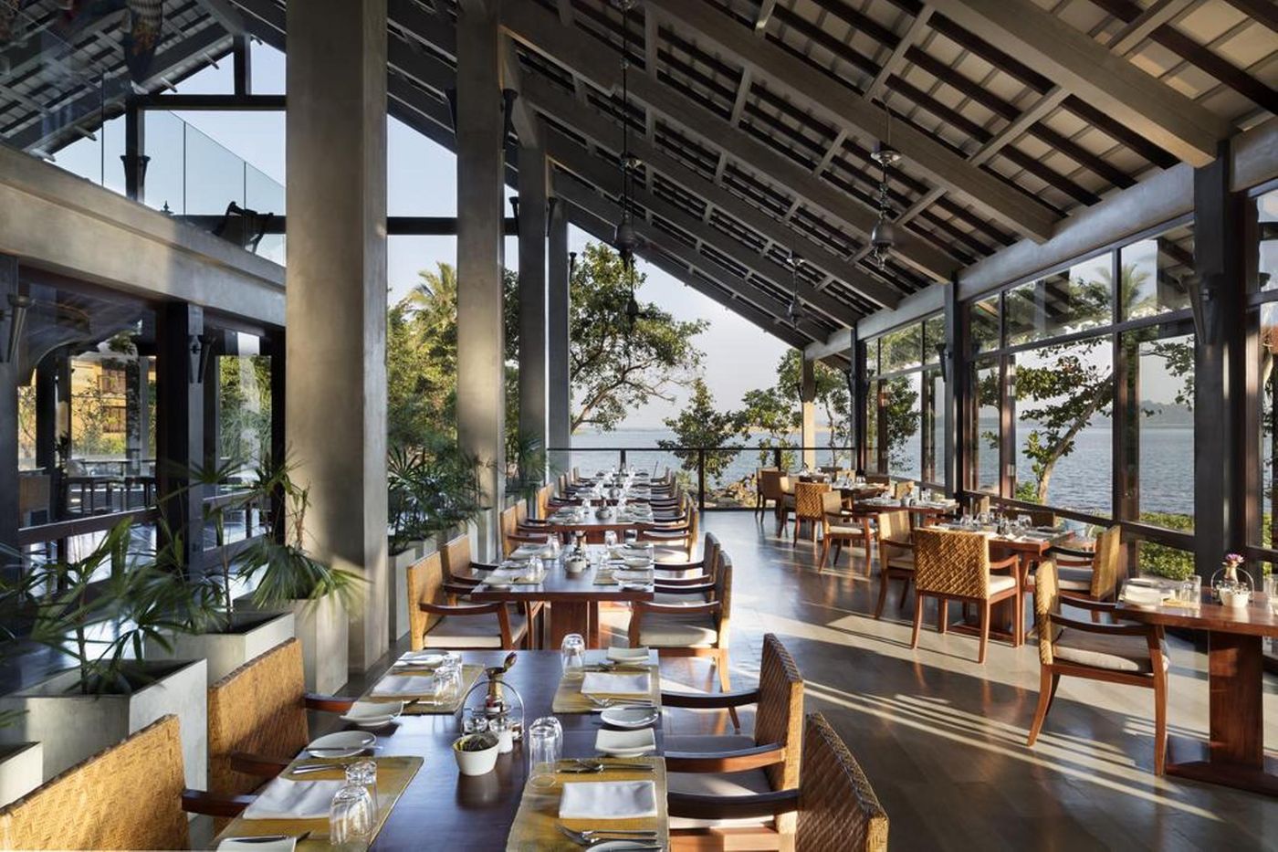 Anantara-Kalutara-Resort-Restaurant-50