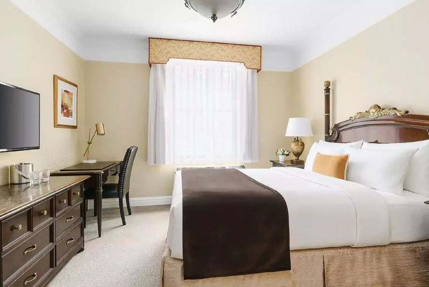 Lucerne-Hotel-Room-8