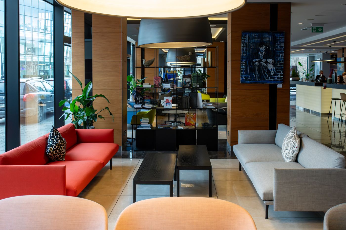 Q-Hotel-Plus-Krakow-Lobby-15