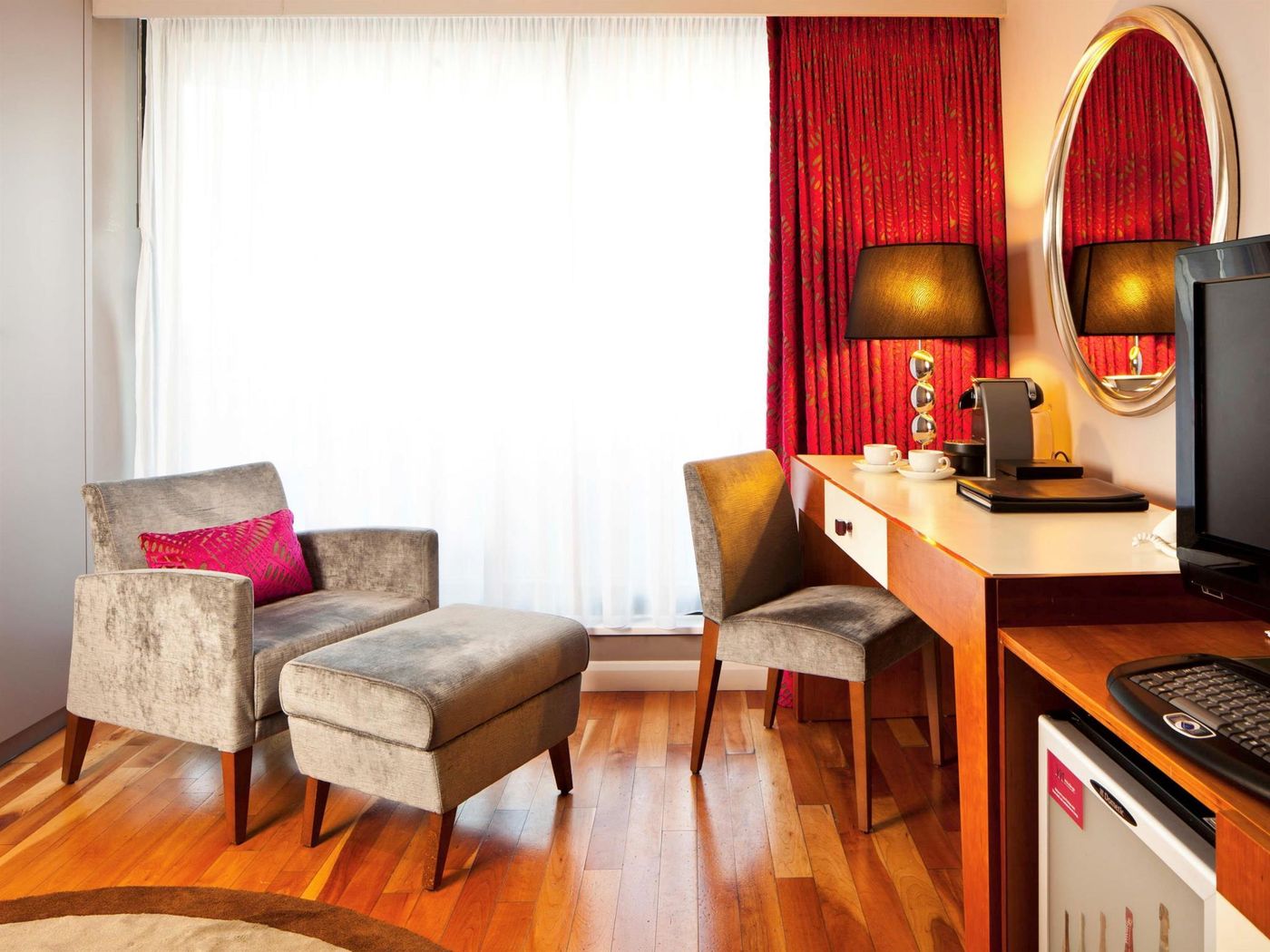 Mercure Bristol Brigstow Hotel-United Kingdom-BRISTOL-General view-5