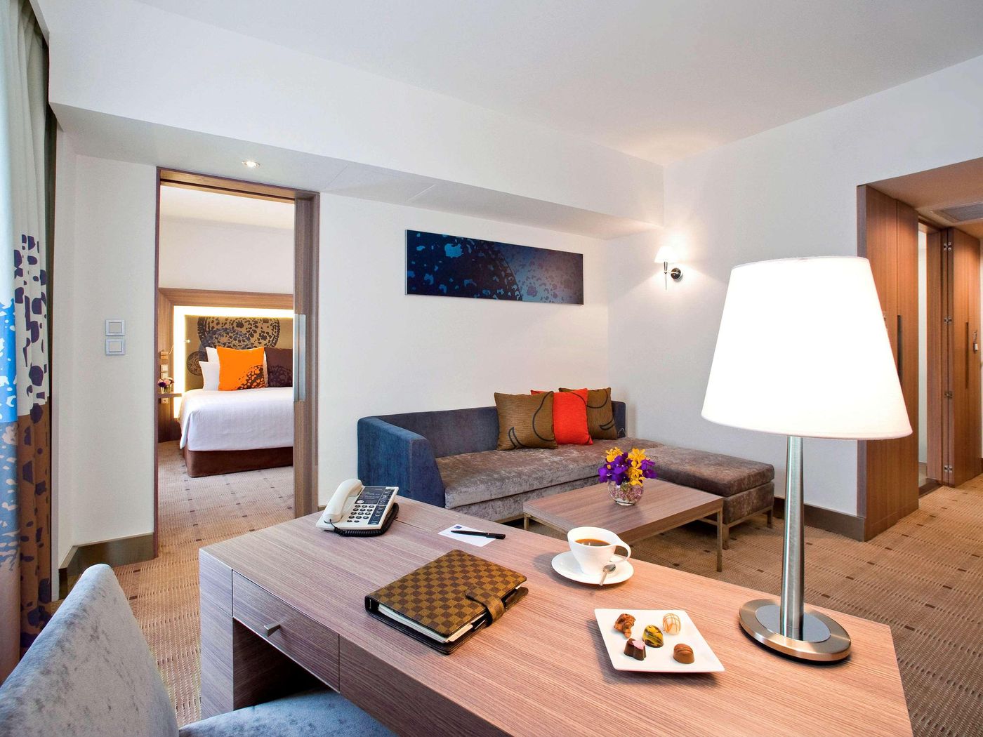 Novotel-Bangkok-on-Siam-Square-Room-40