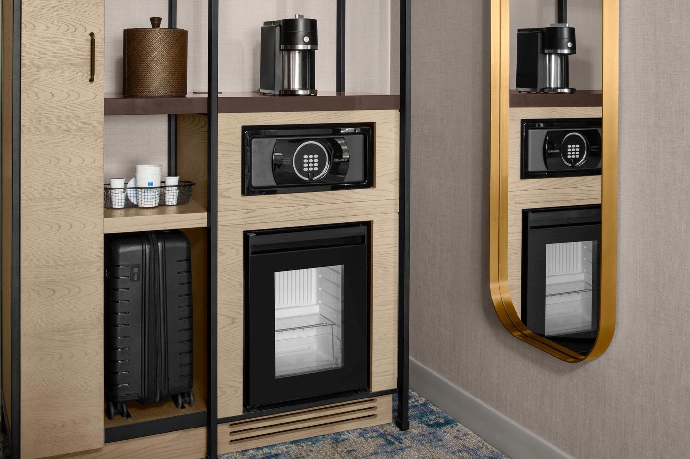 Hyatt-Regency-Jersey-City-on-the-Hudson-Room-8