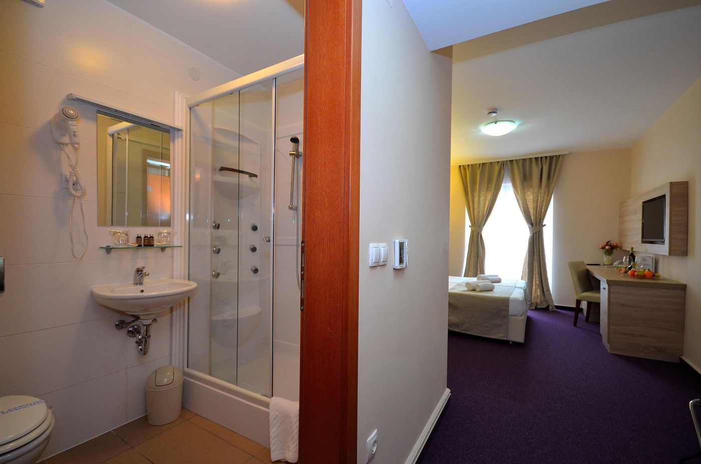 Stella-Maris-Room-22