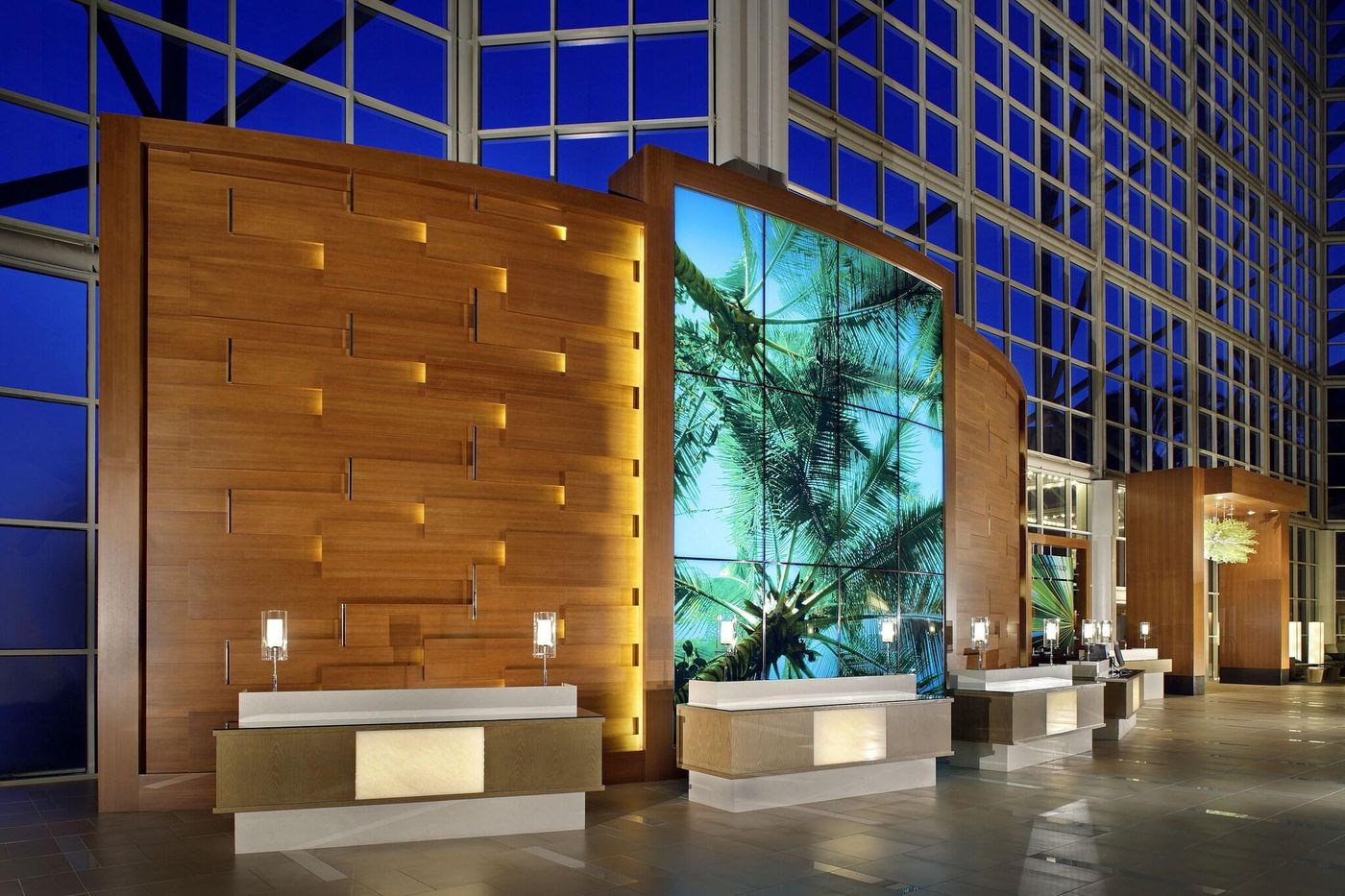 Hyatt-Regency-Orange-County-Lobby-6