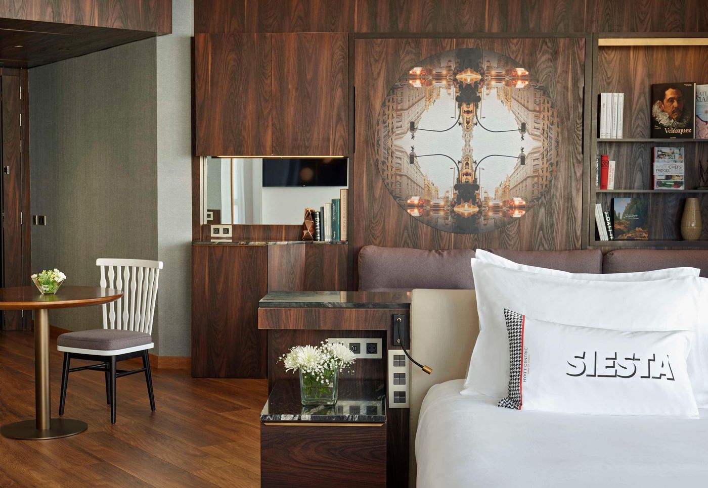 Hyatt-Centric-Gran-Via-Madrid-Room-70