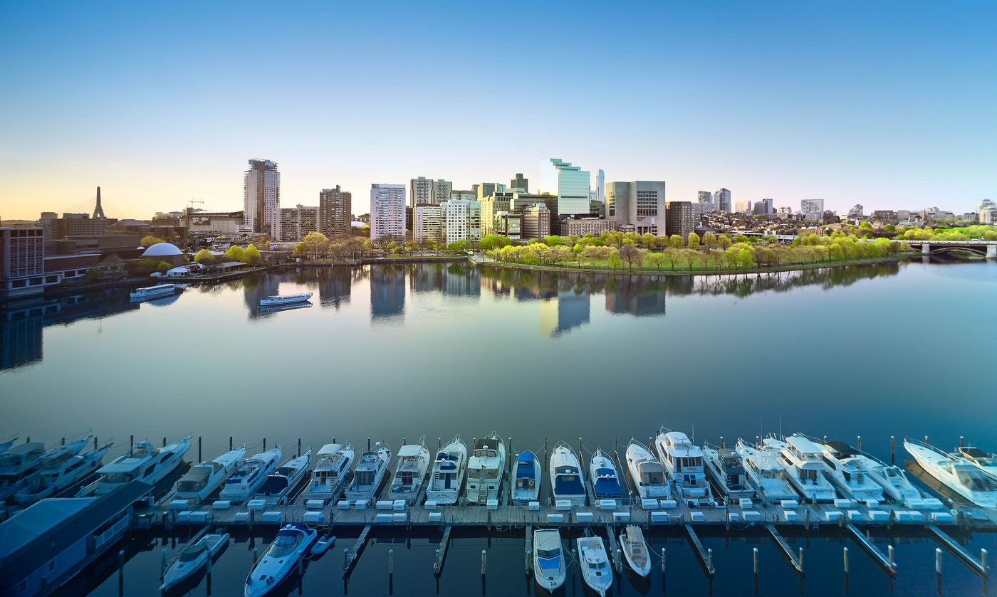 The-Royal-Sonesta-Boston-General-view-67