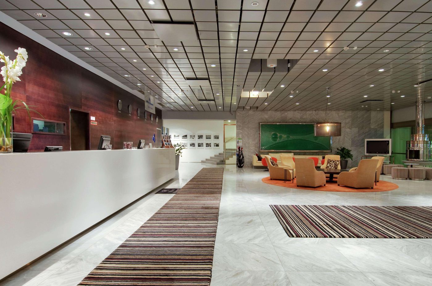 Hilton Helsinki Kalastajatorppa-Finland-HELSINKI-Lobby-10