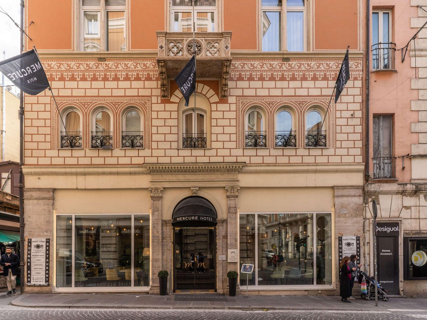 Mercure-Roma-Centro-Termini-General-view-2