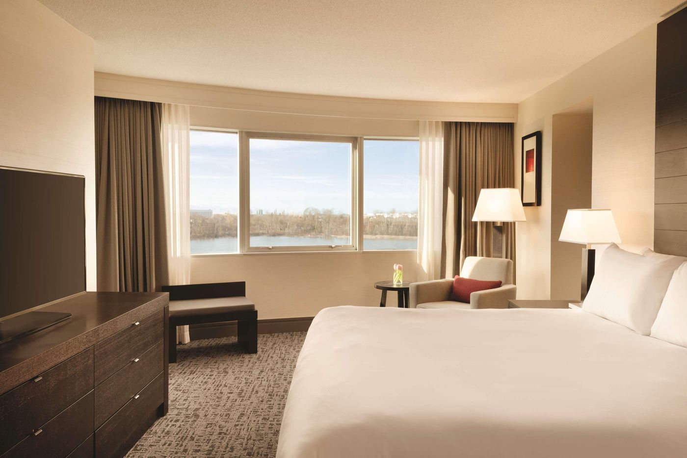 Radisson-Hotel-Vancouver-Airport-Room-30