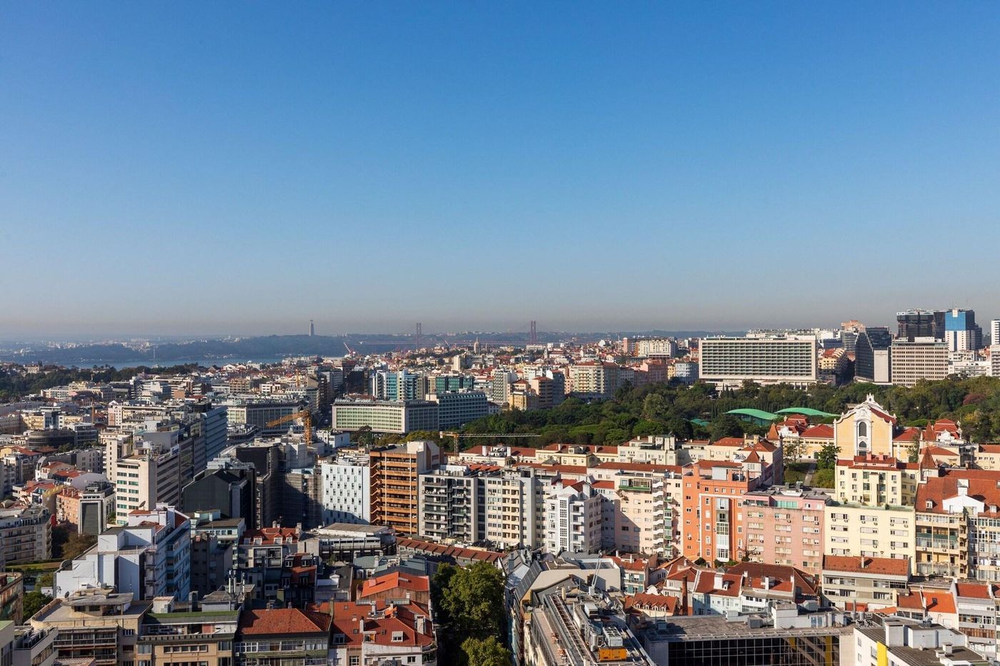 Sheraton-Lisboa-Hotel---Spa-Room-92
