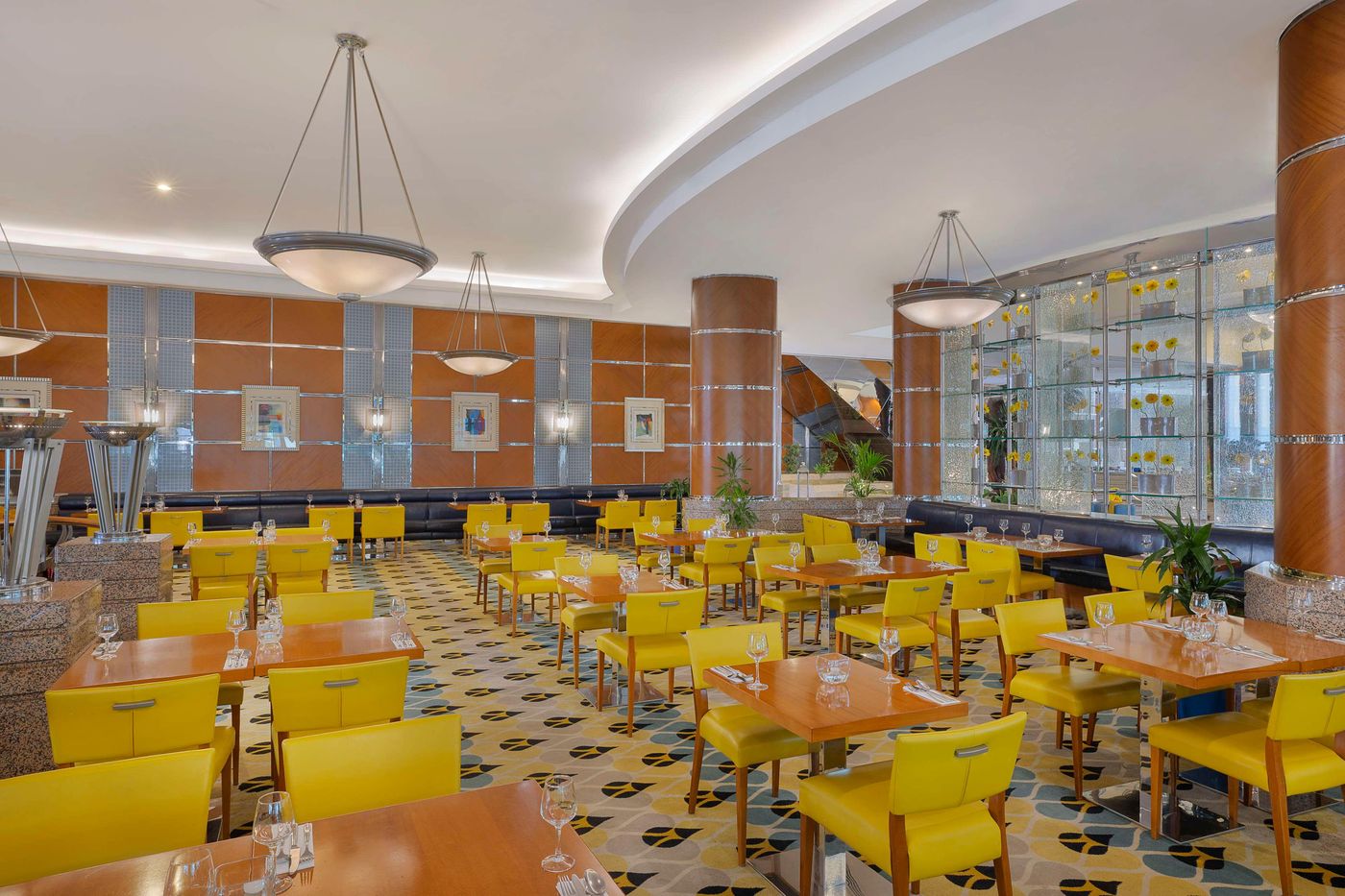 Hilton-Dubai-Jumeirah-Restaurant-61