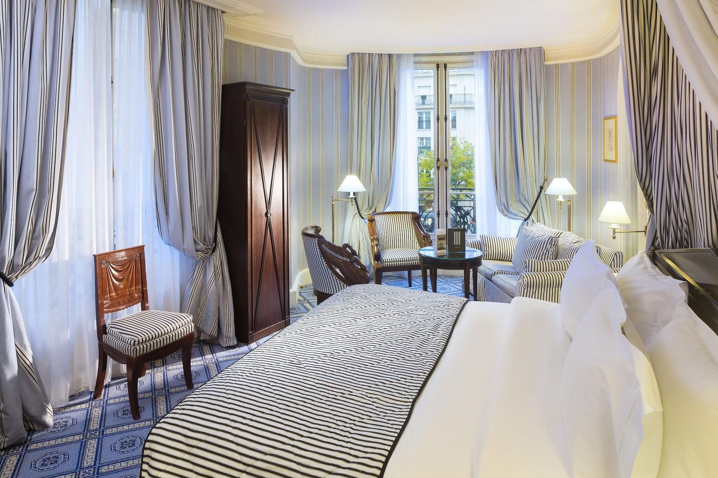 Le Dokhans-France-PARIS-Room-10