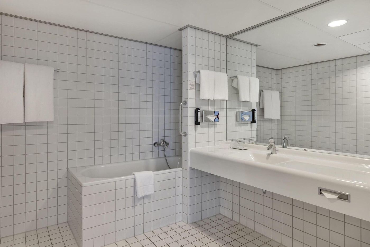 Arcotel-Velvet-Berlin-Room-46