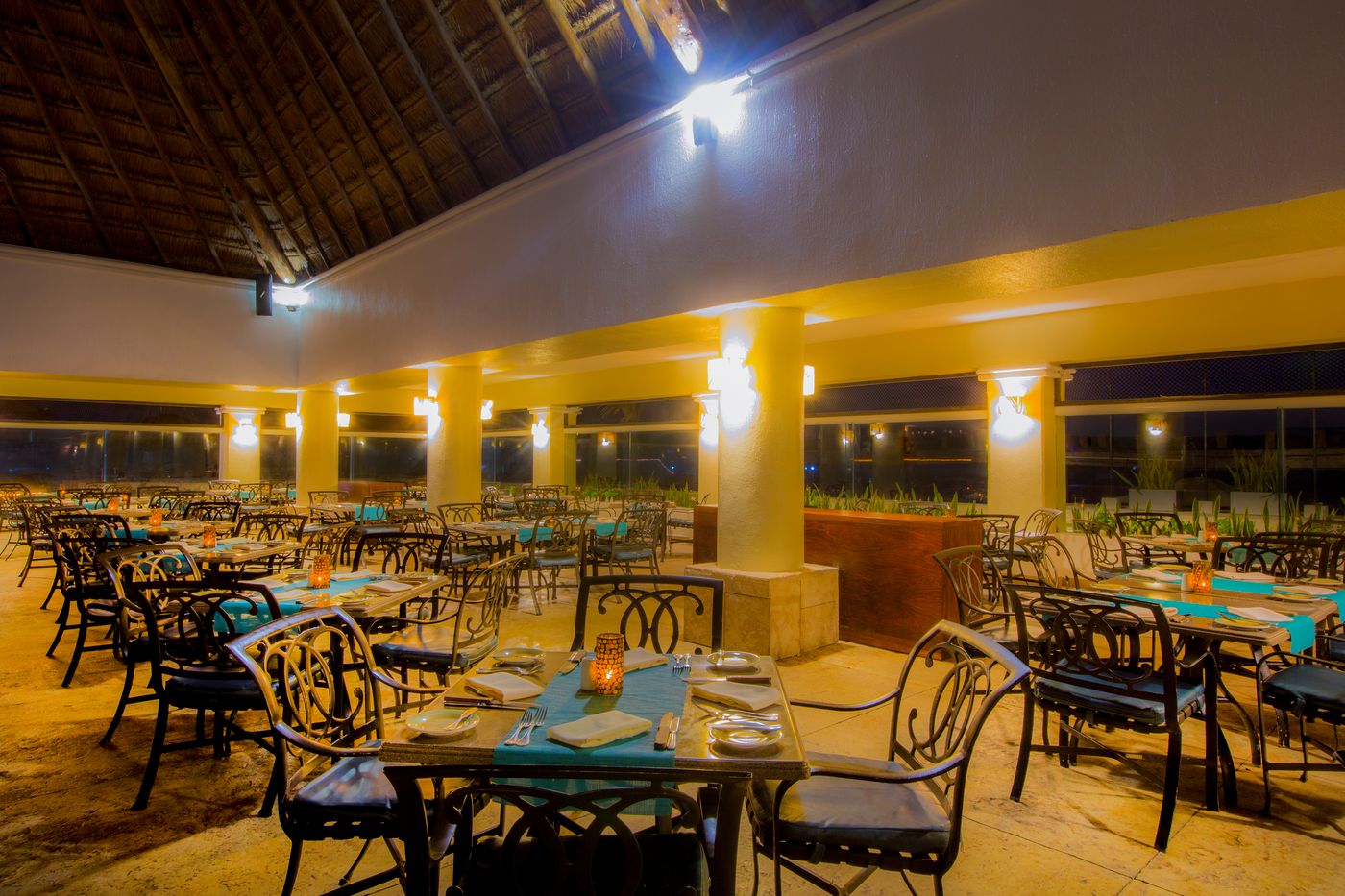 Moon-Palace-Restaurant-74