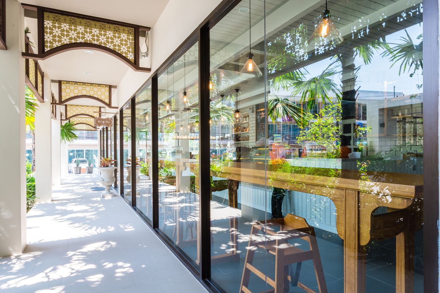 Proud-Phuket-Restaurant-54