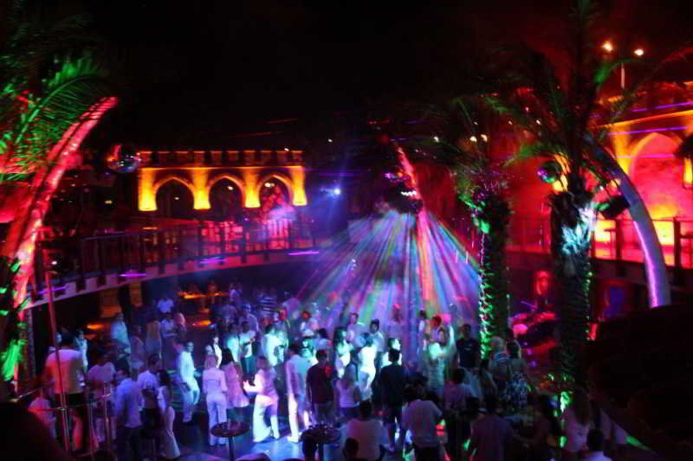 Long-Beach-Harmony-Bar-41