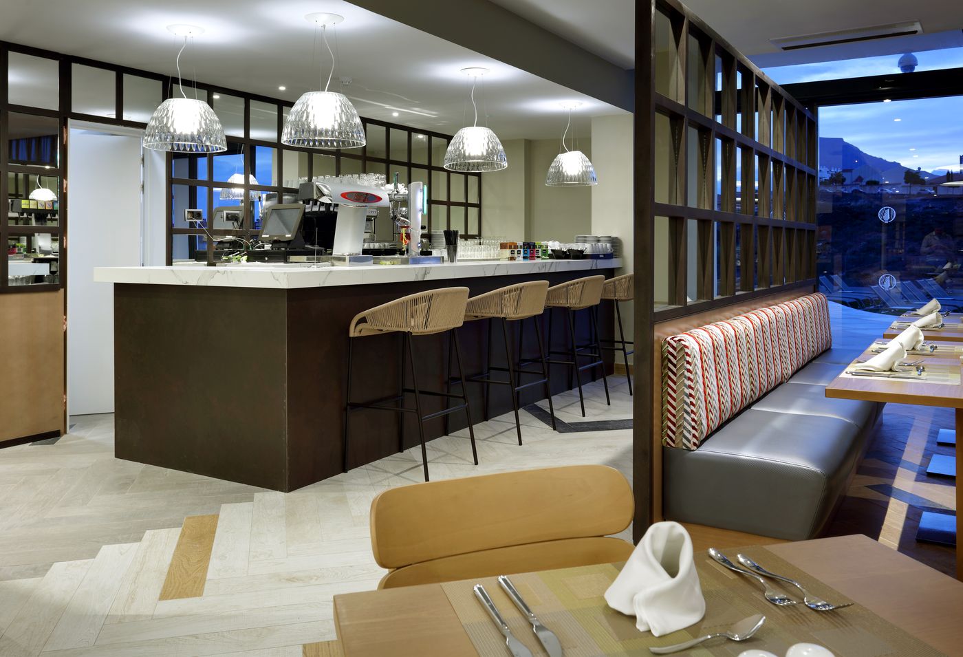 Hard-Rock-hotel-Tenerife-Restaurant-51