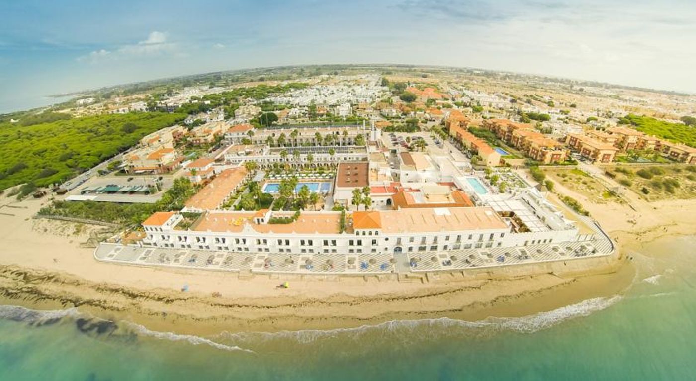 Playa De La Luz Hotel