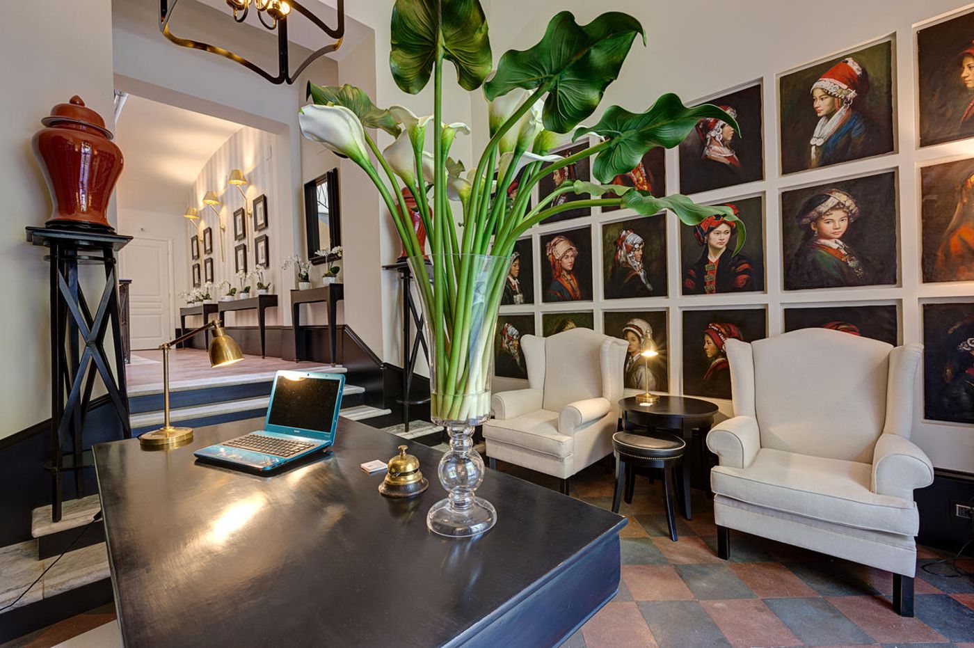 Profumo Maison Colosseo-Italy-ROME-Lobby-2