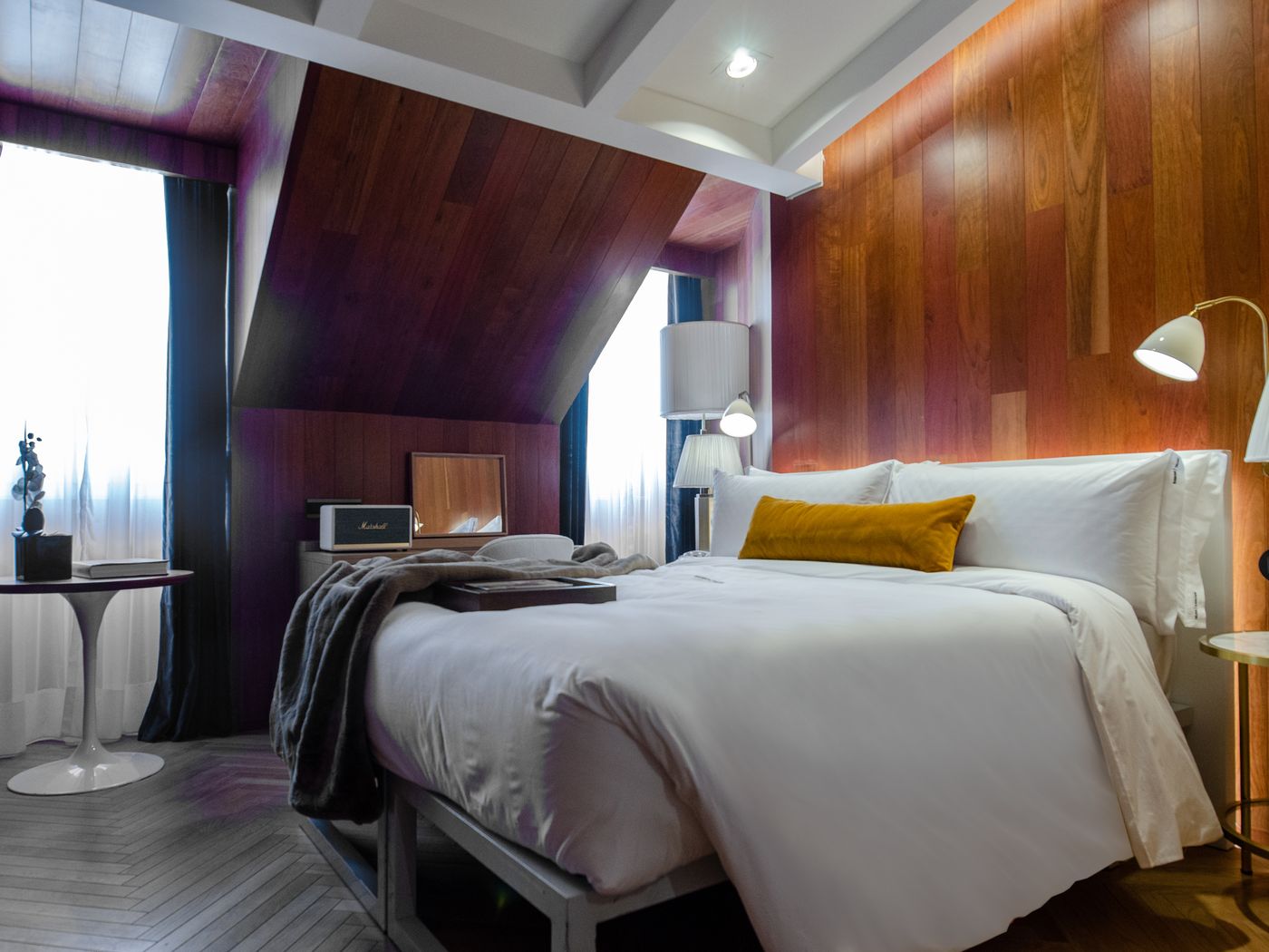 Browns-Avenue-Hotel-Room-53