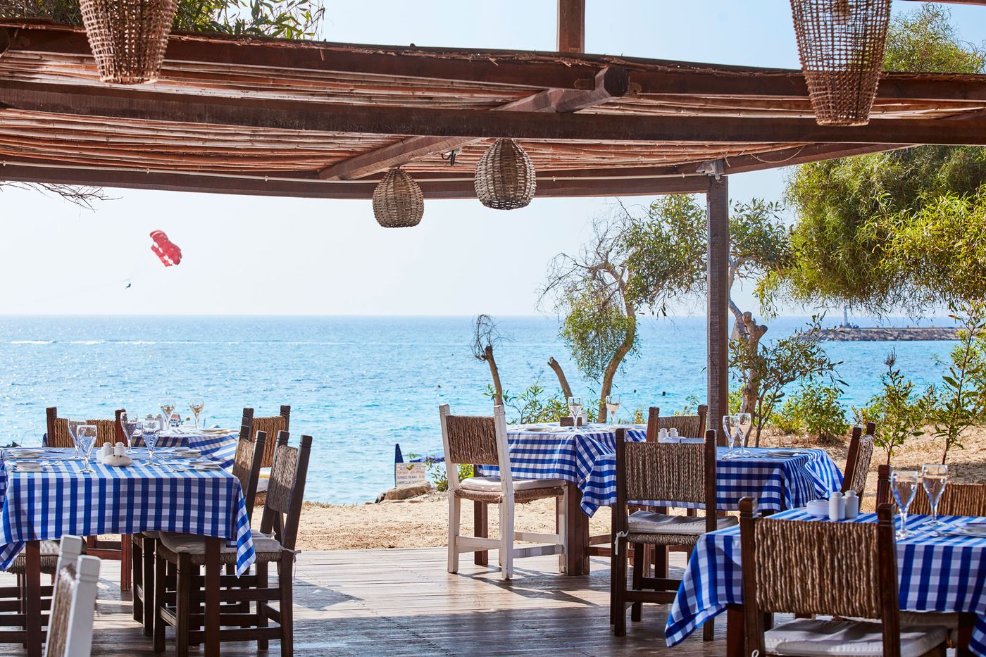 Grecian-Bay-Hotel-Restaurant-77