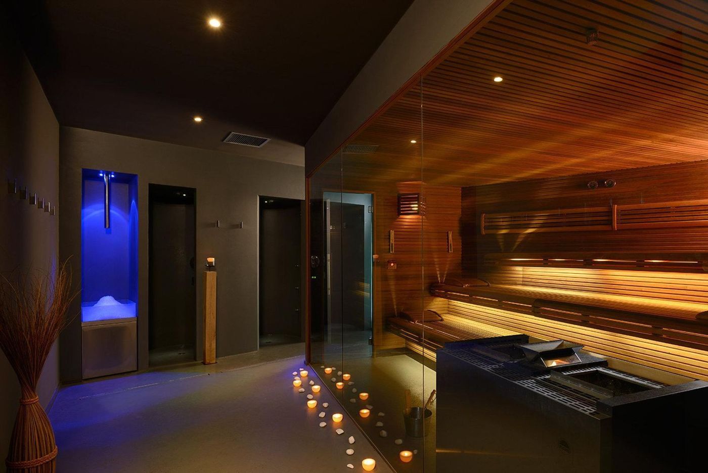 Lido Palace - The Leading Hotels Of The World-Italy-Riva Del Garda Tn-Sports and Entertainment-1