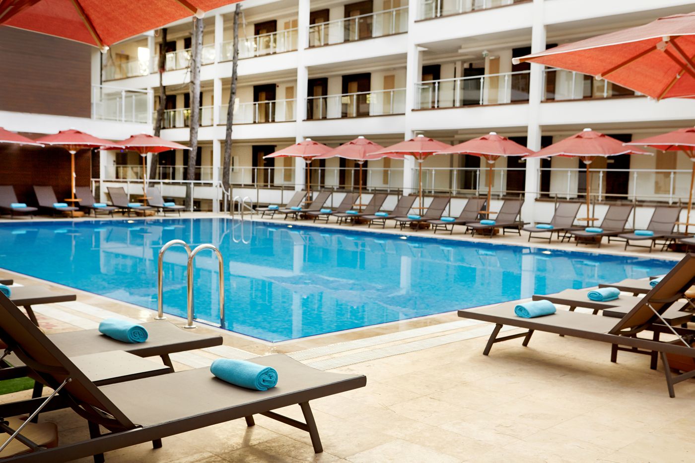 Orka-Lotus-Beach-Pool-53