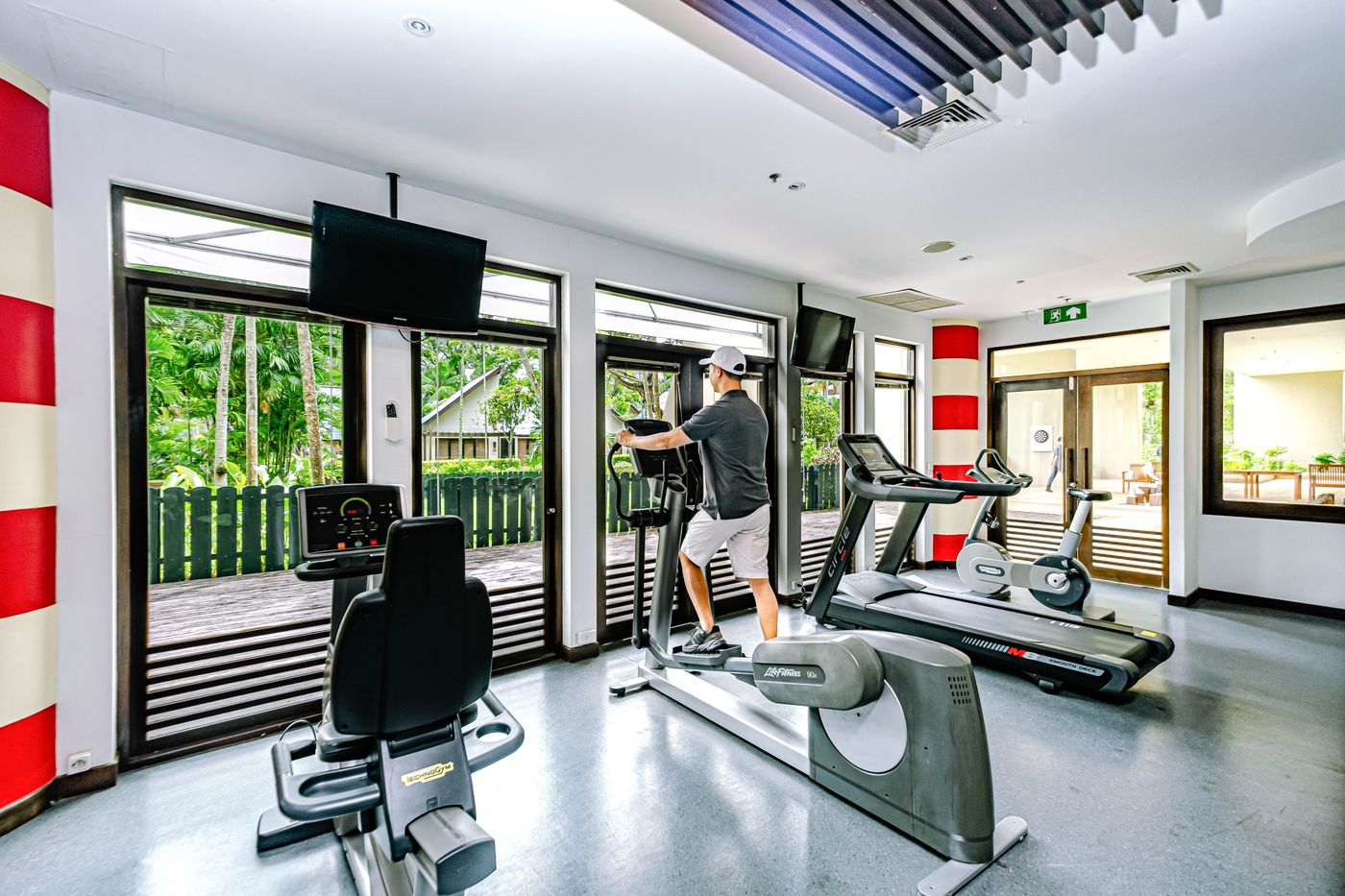 Movenpick-Resort---Spa-Karon-Beach-Phuket-Sports-and-Entertainment-83