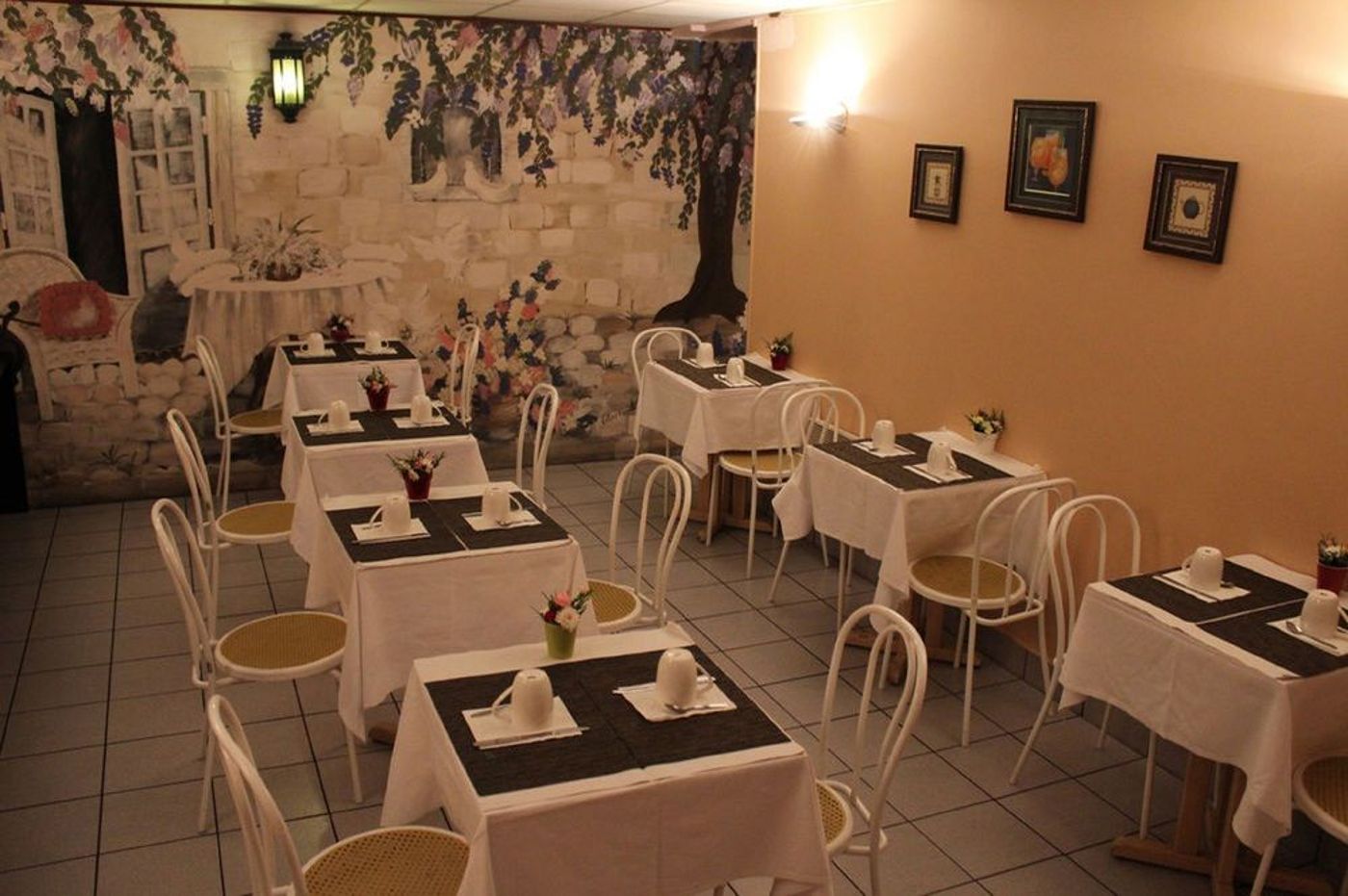 Newhotel-Le-Voltaire-Restaurant-16