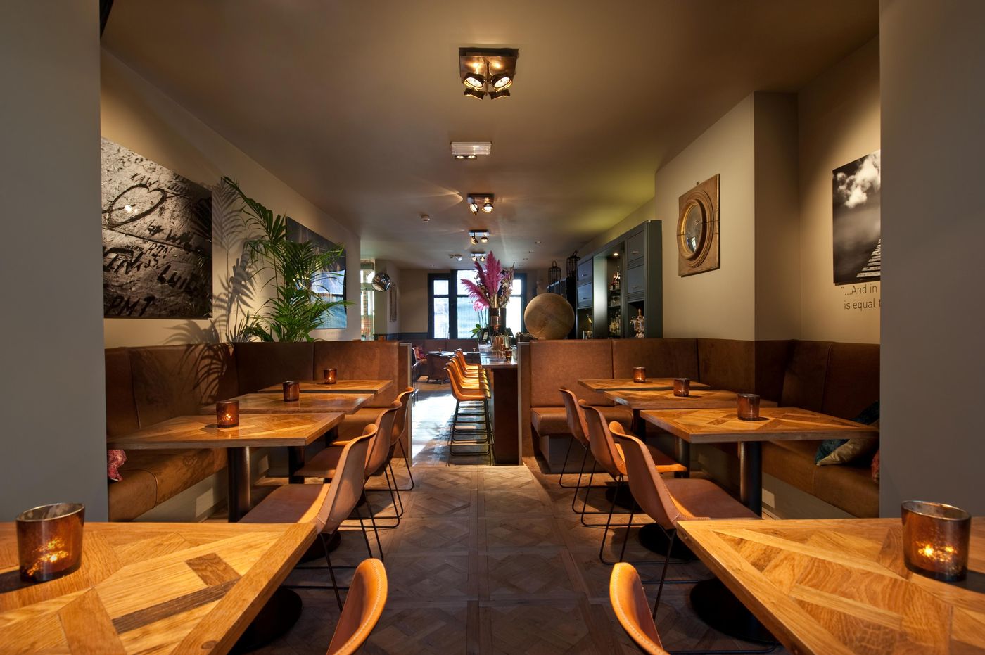 Max-Brown-Hotel-Museum-Square--part-of-Sircle-Collection-Restaurant-12