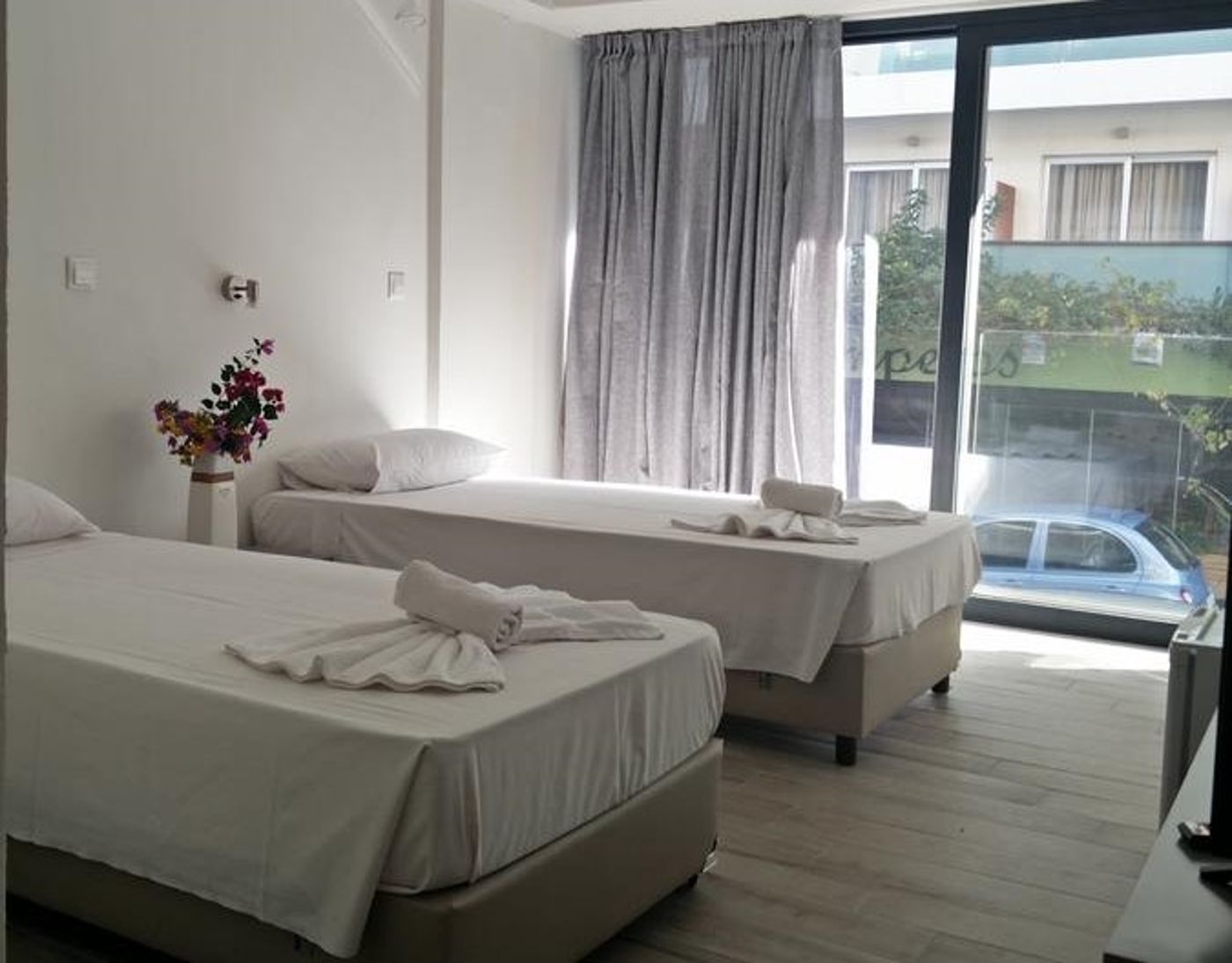 New York Hotel Rhodes