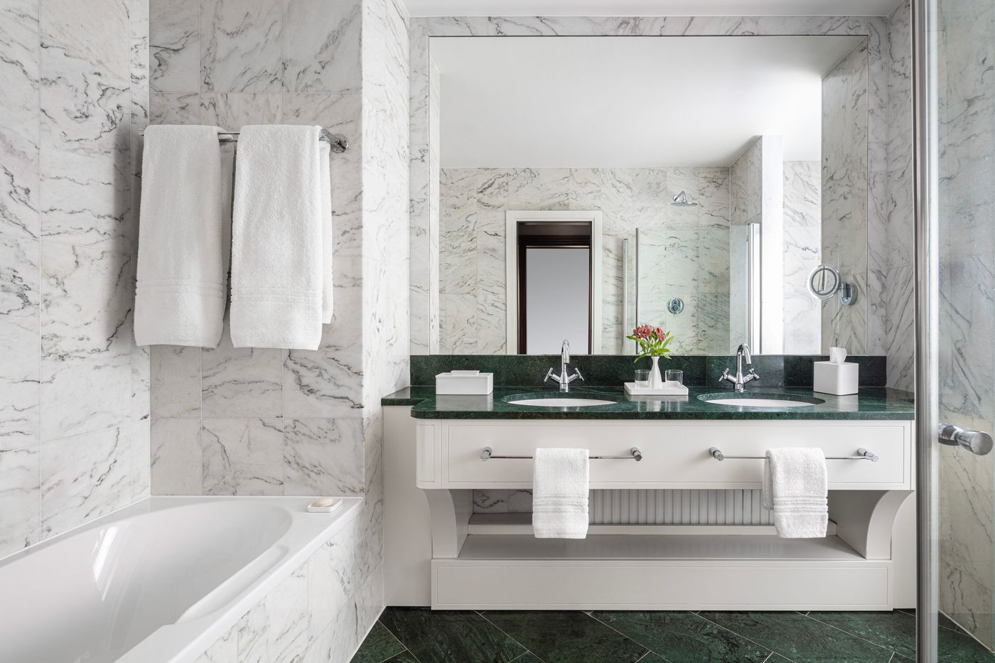 Anantara-New-York-Palace-Budapest-Room-52