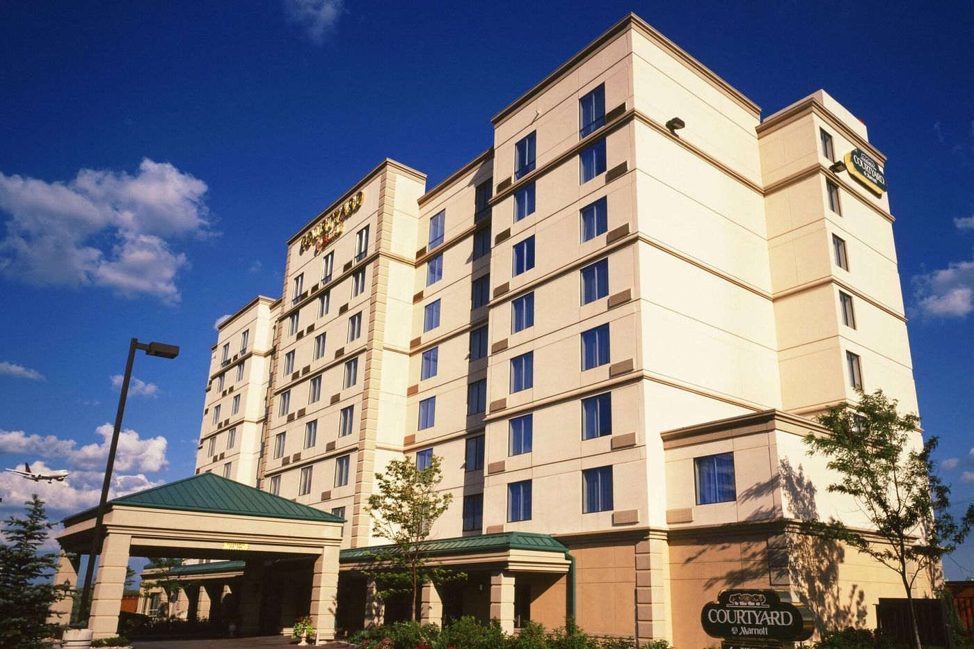 Courtyard By Marriott Toronto Airport-Canada-TORONTO-General view-5