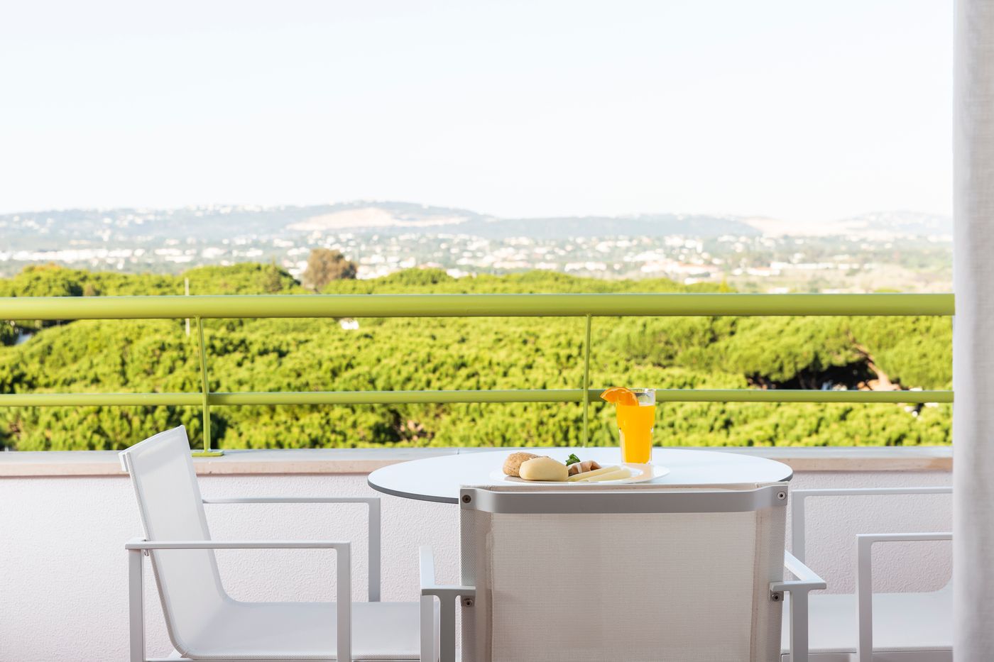 The-Patio-Suite-Hotel-Room-18