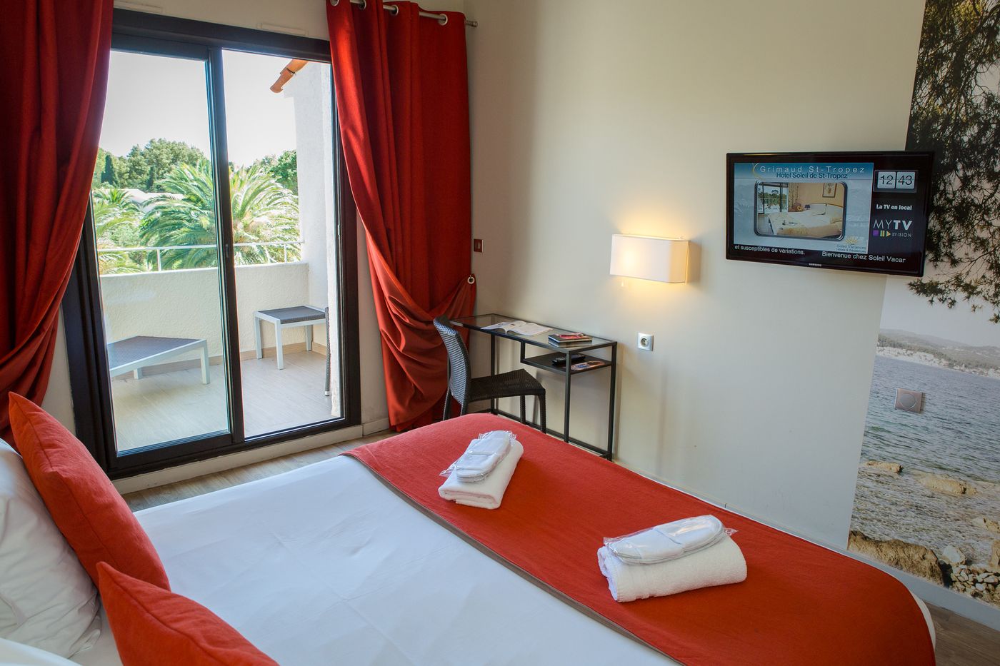 SOWELL-HOTELS-Saint-Tropez-Room-19